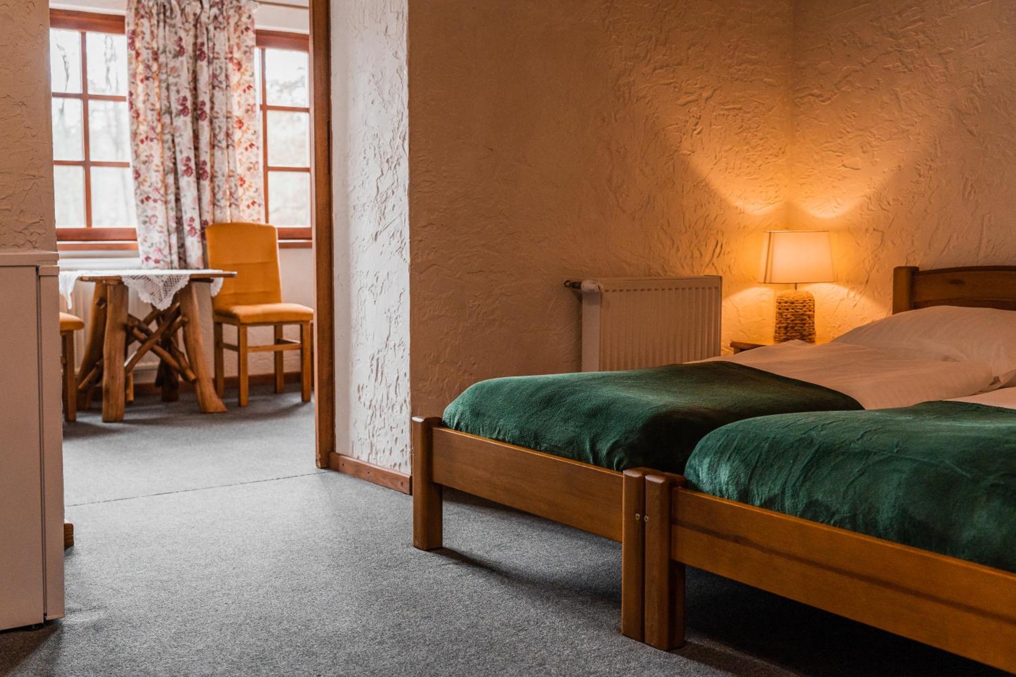 Bed and Breakfast Karczma Zacisze Крутинь Екстер'єр фото
