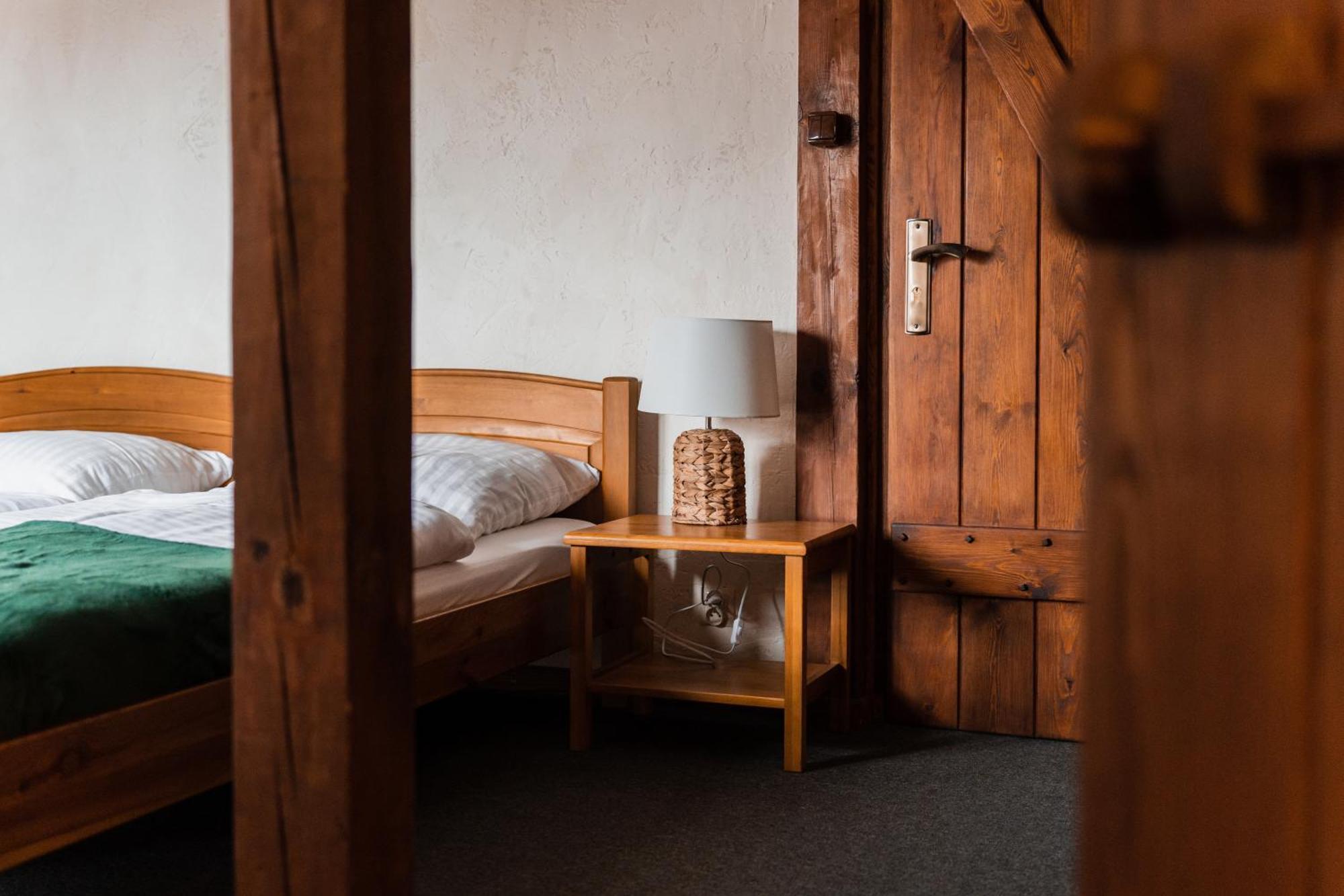 Bed and Breakfast Karczma Zacisze Крутинь Екстер'єр фото