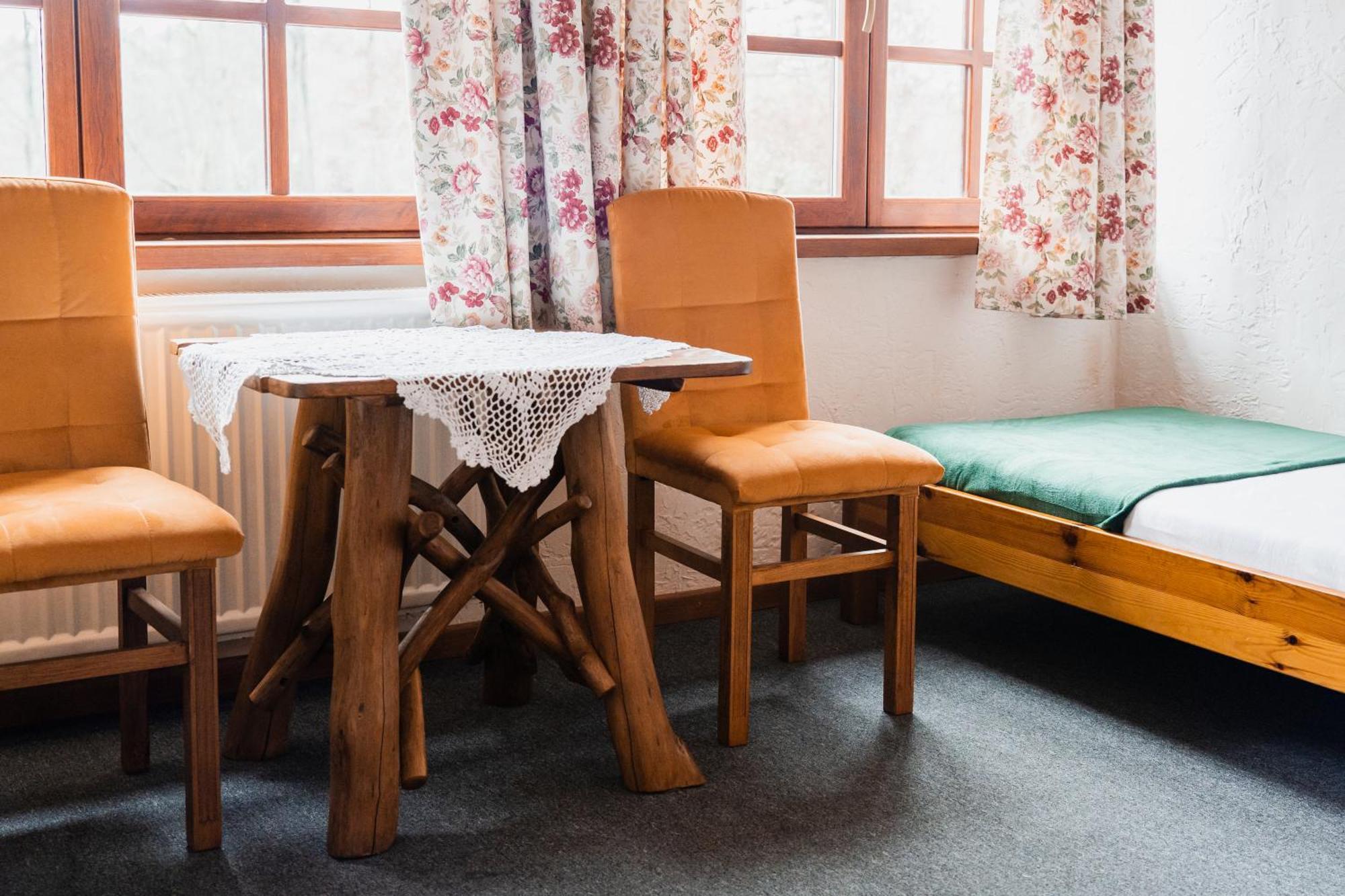 Bed and Breakfast Karczma Zacisze Крутинь Екстер'єр фото